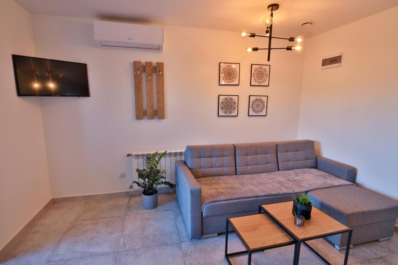 Homestay Apart-house Uniejow